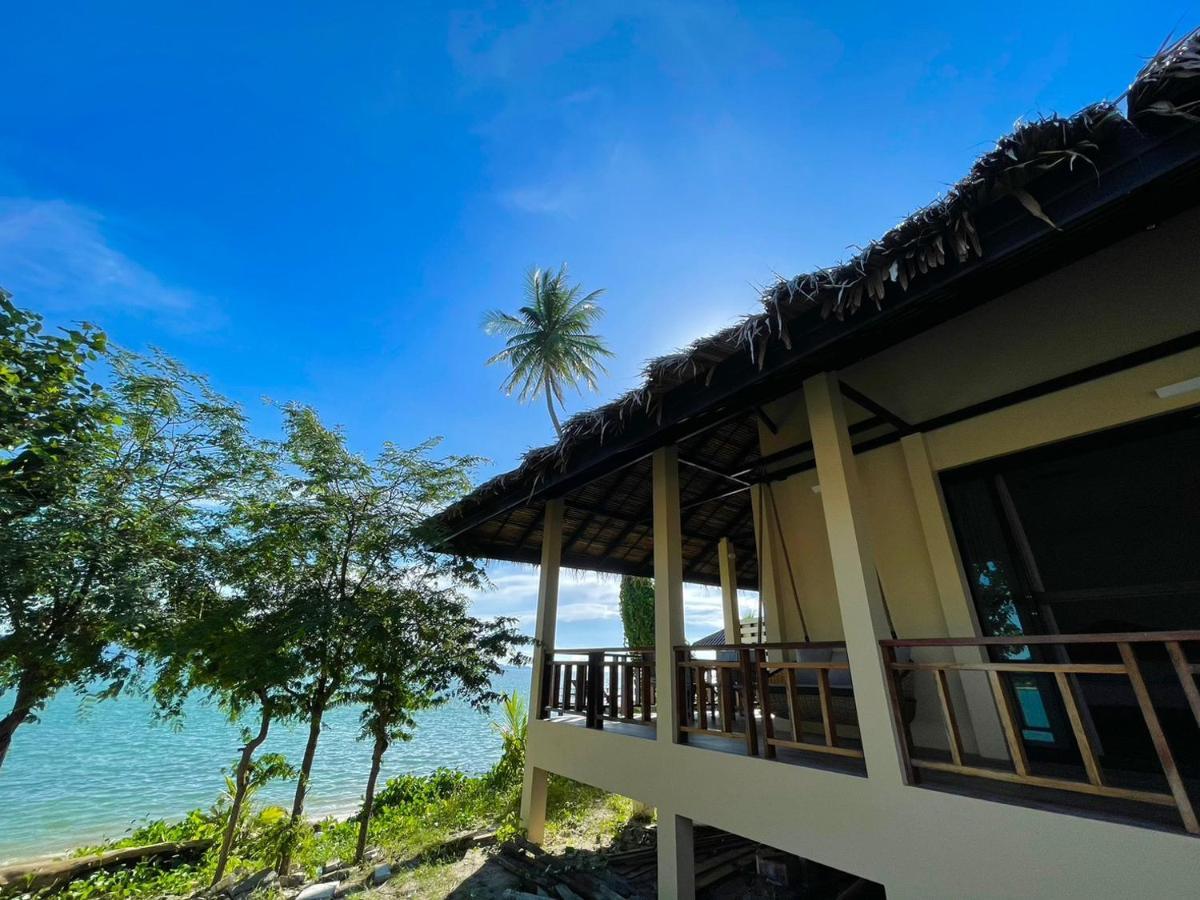 Hotel Absolute Beachfront 5*