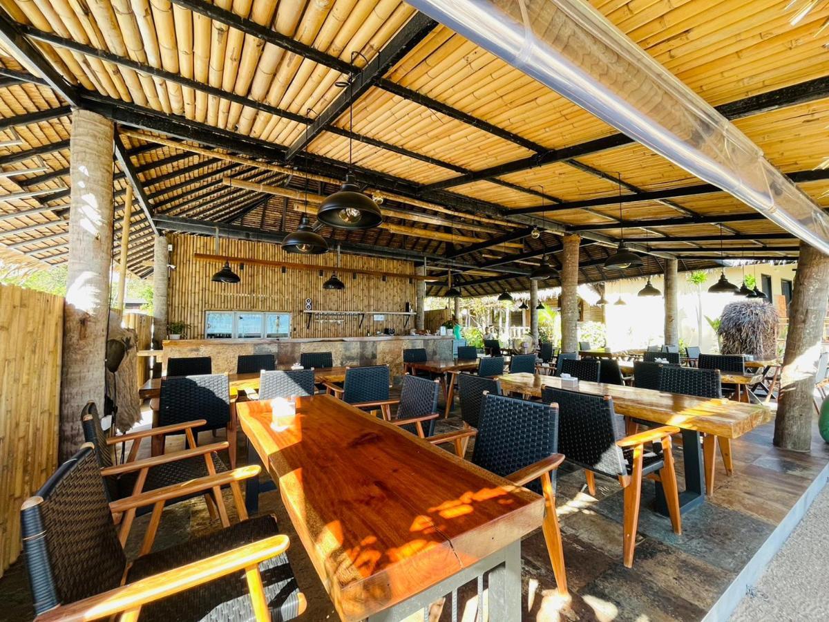 Absolute Beachfront Baan Tai