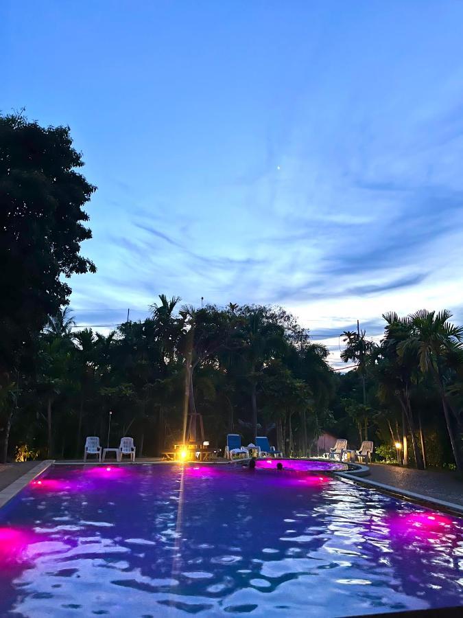 Krabi Bay Klong Muang Beach