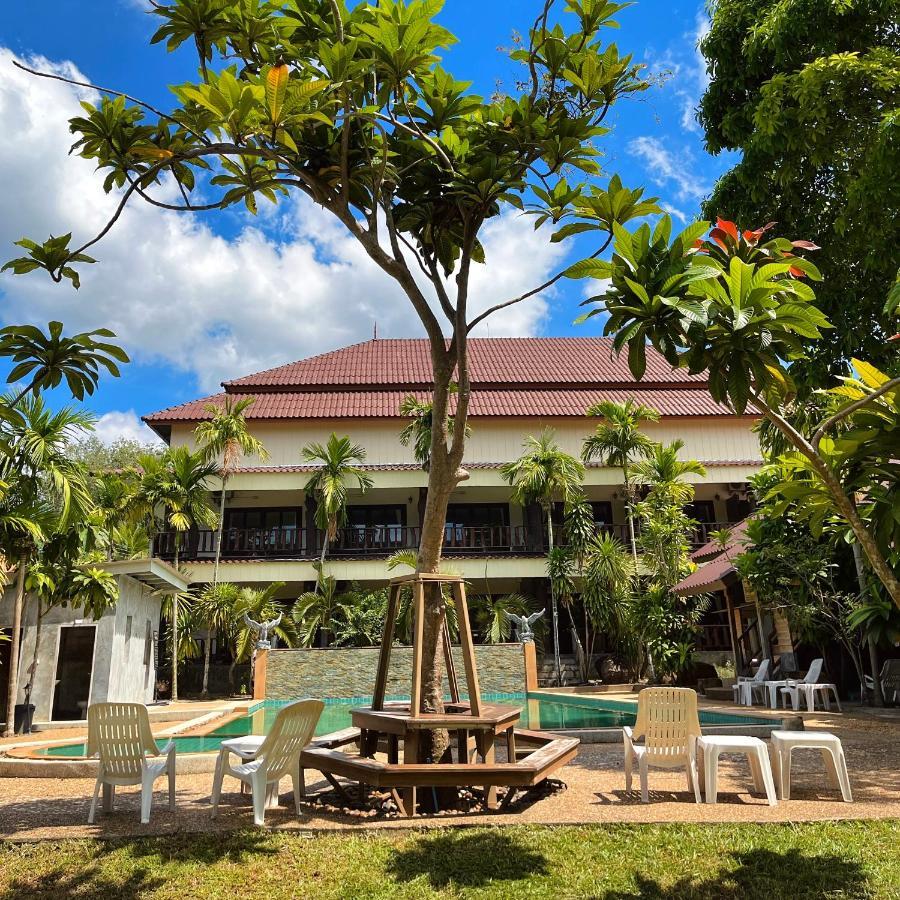 Krabi Bay Hotel 2*