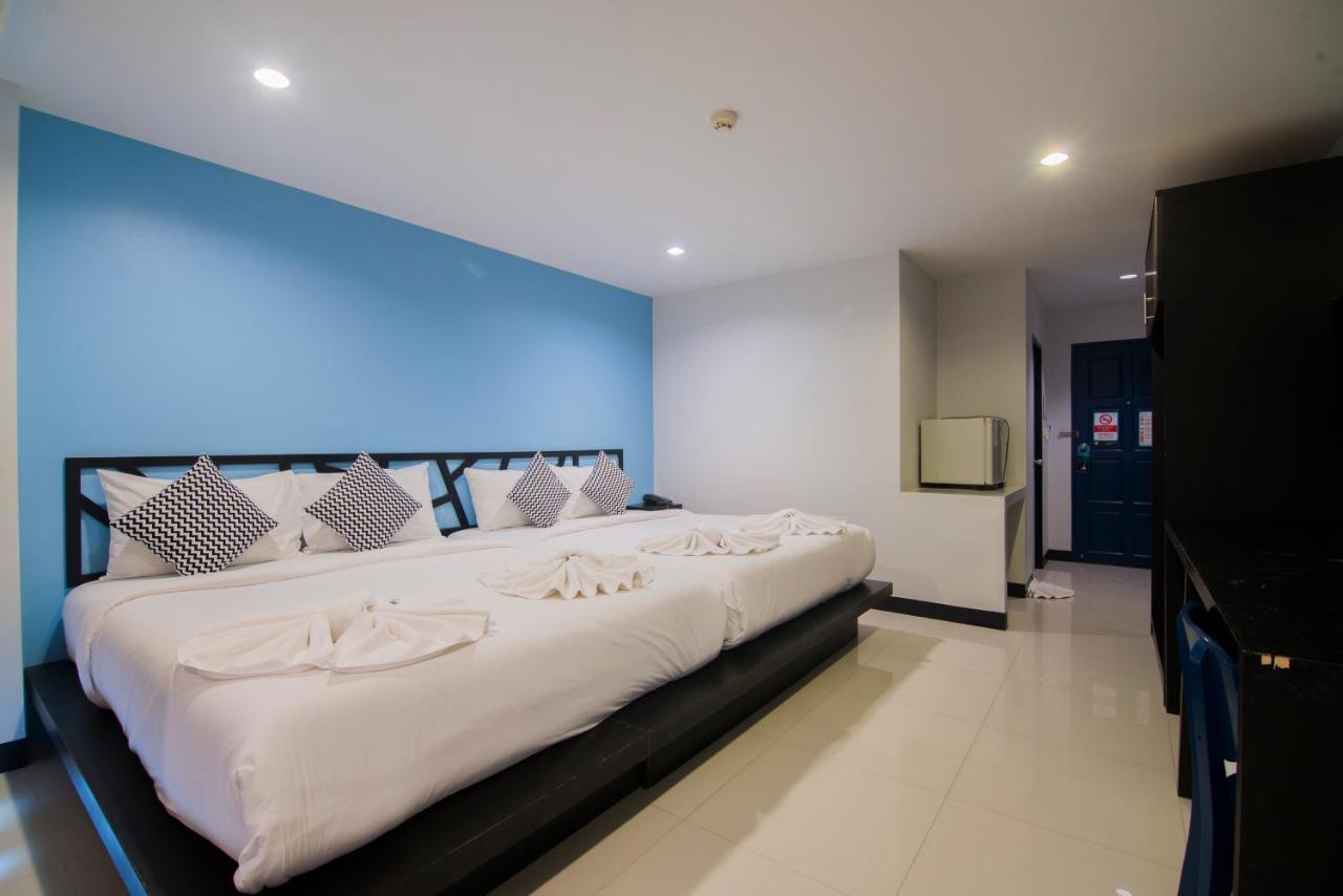 Sleep Whale Hotel