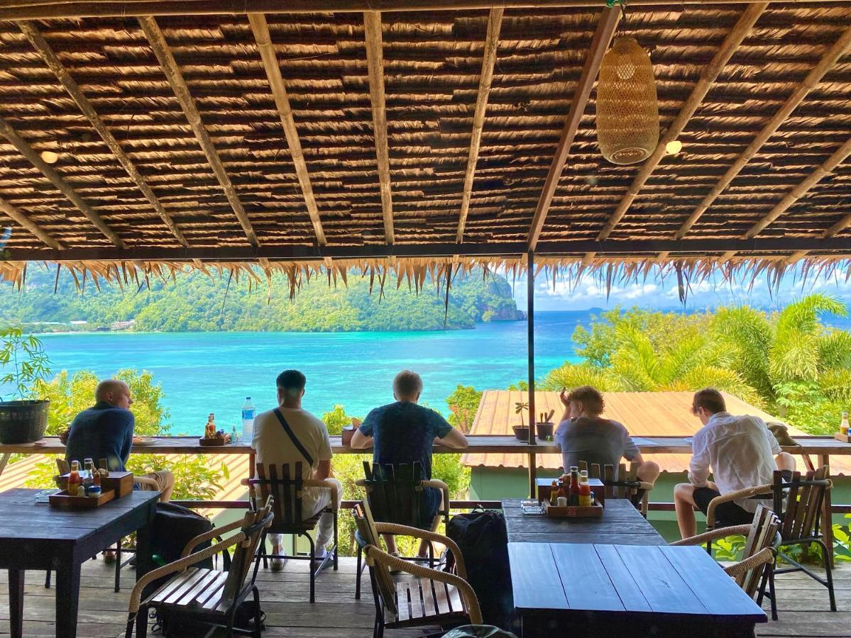 Sea Sky Resort Phi Phi Don
