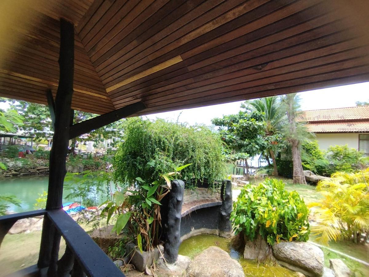 Red Pearl Hotel