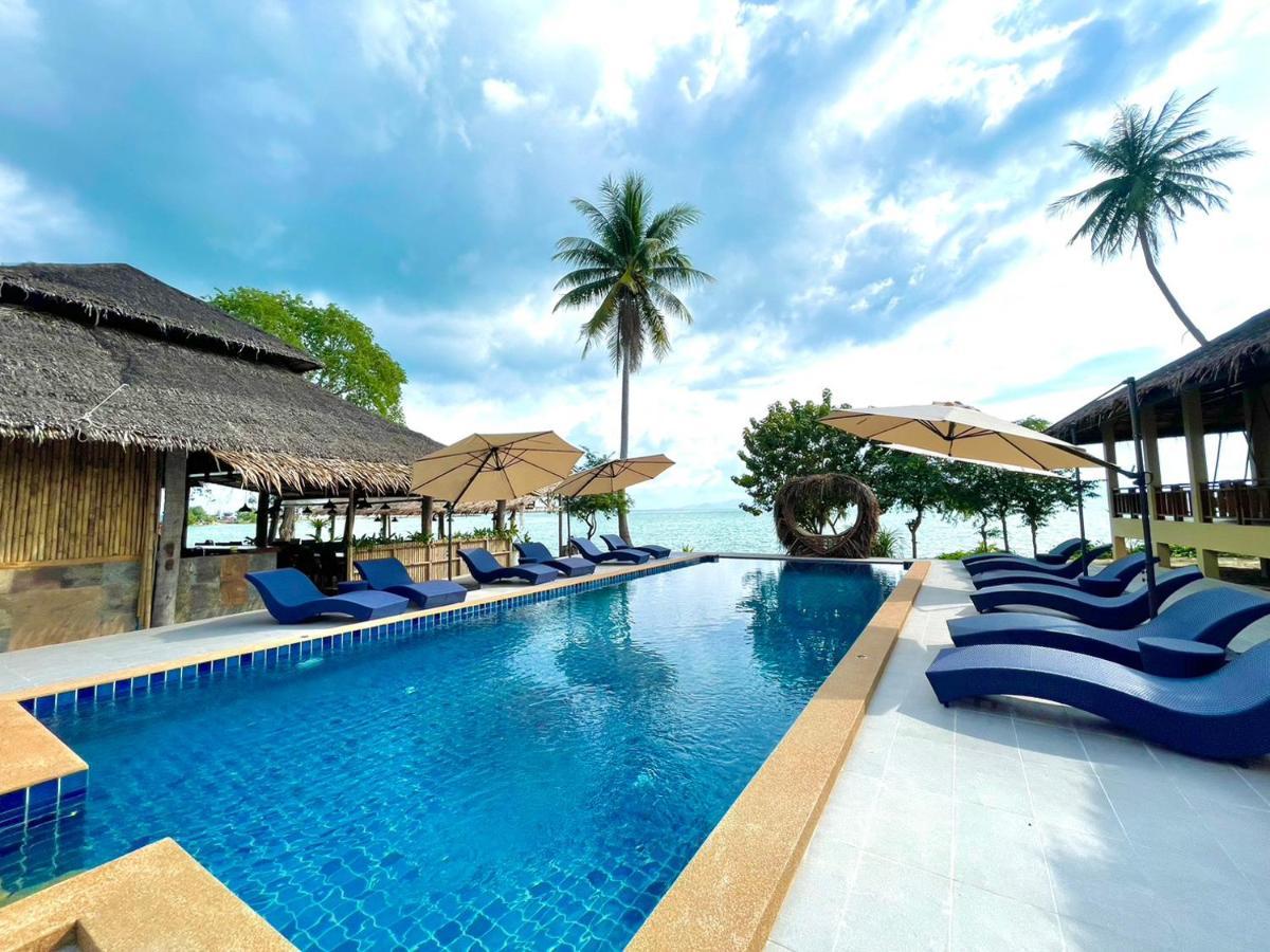 Absolute Beachfront Hotel Baan Tai