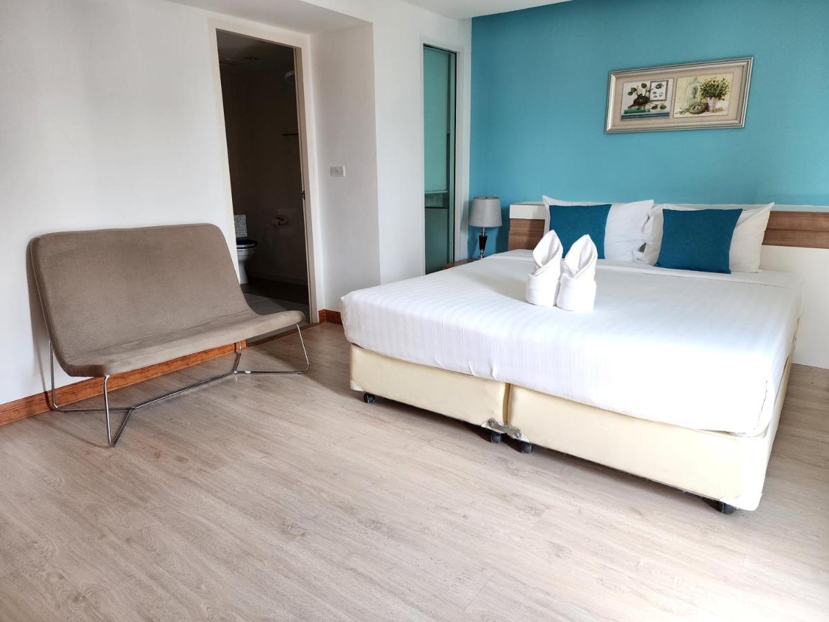 Hotel By Dee At Jomtien Beach