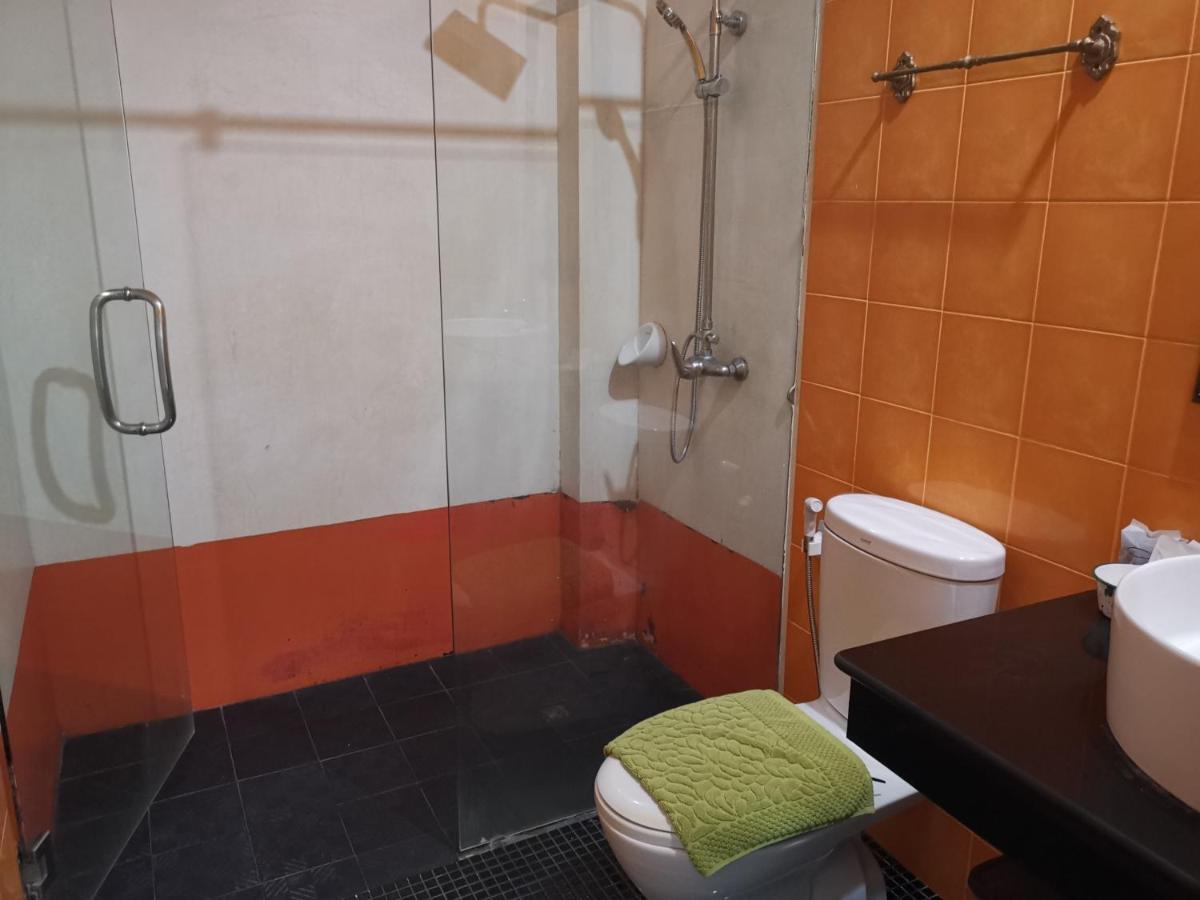 Dee Andaman Hotel 3*