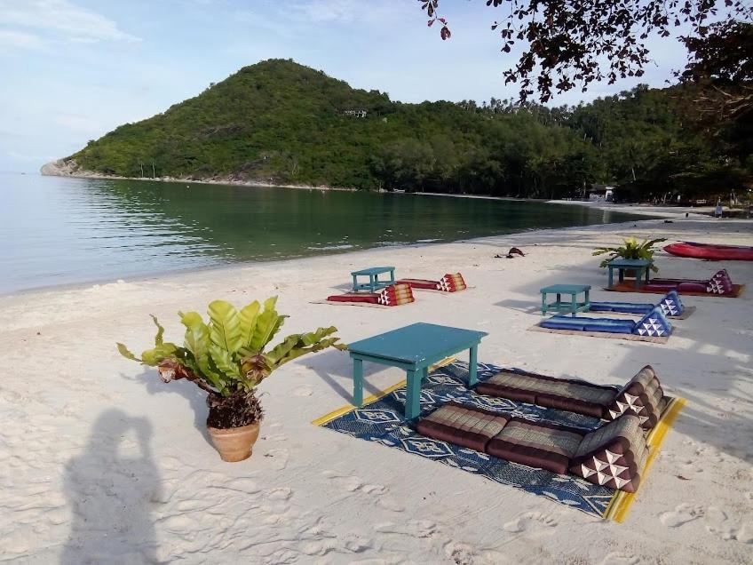 Thong Nai Pan *