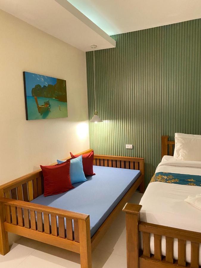 Chunut House Hostel