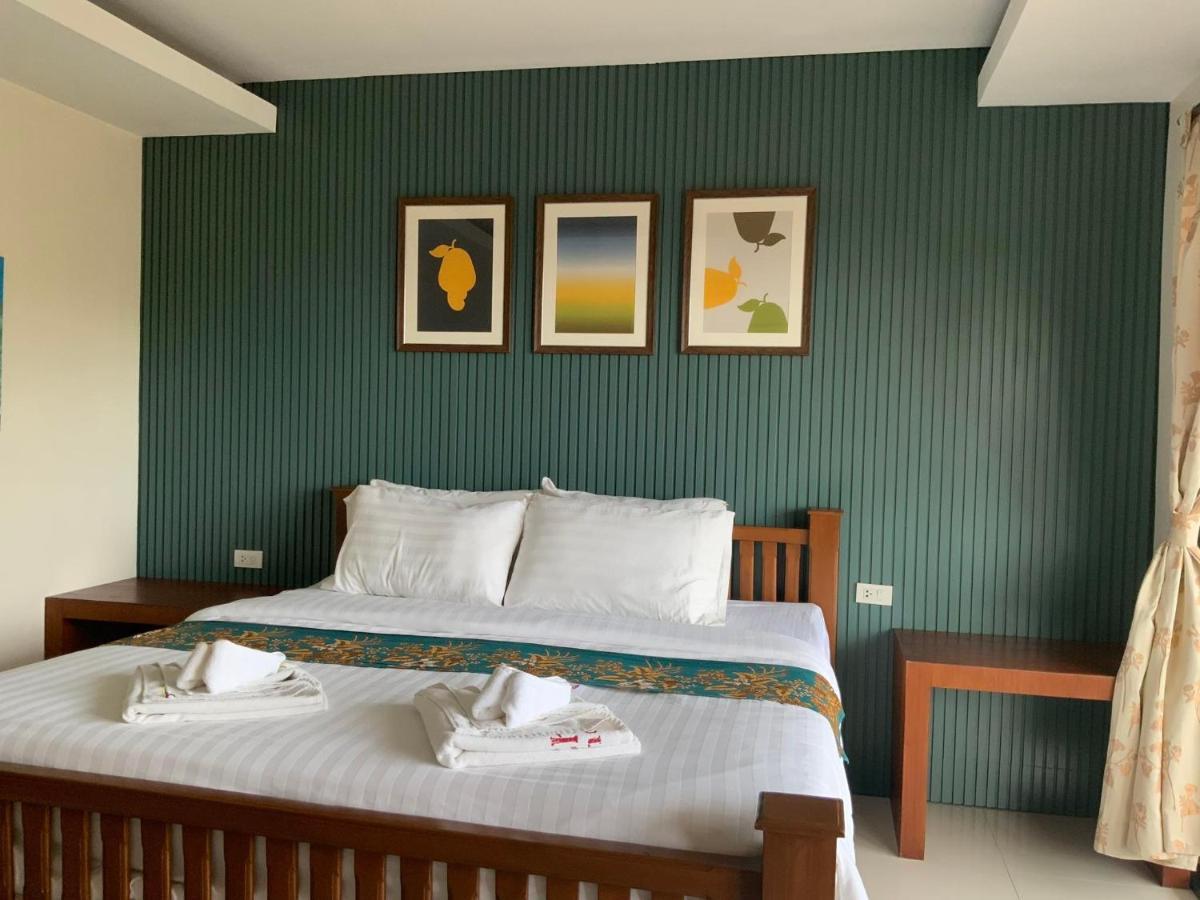 Hostel Chunut House *