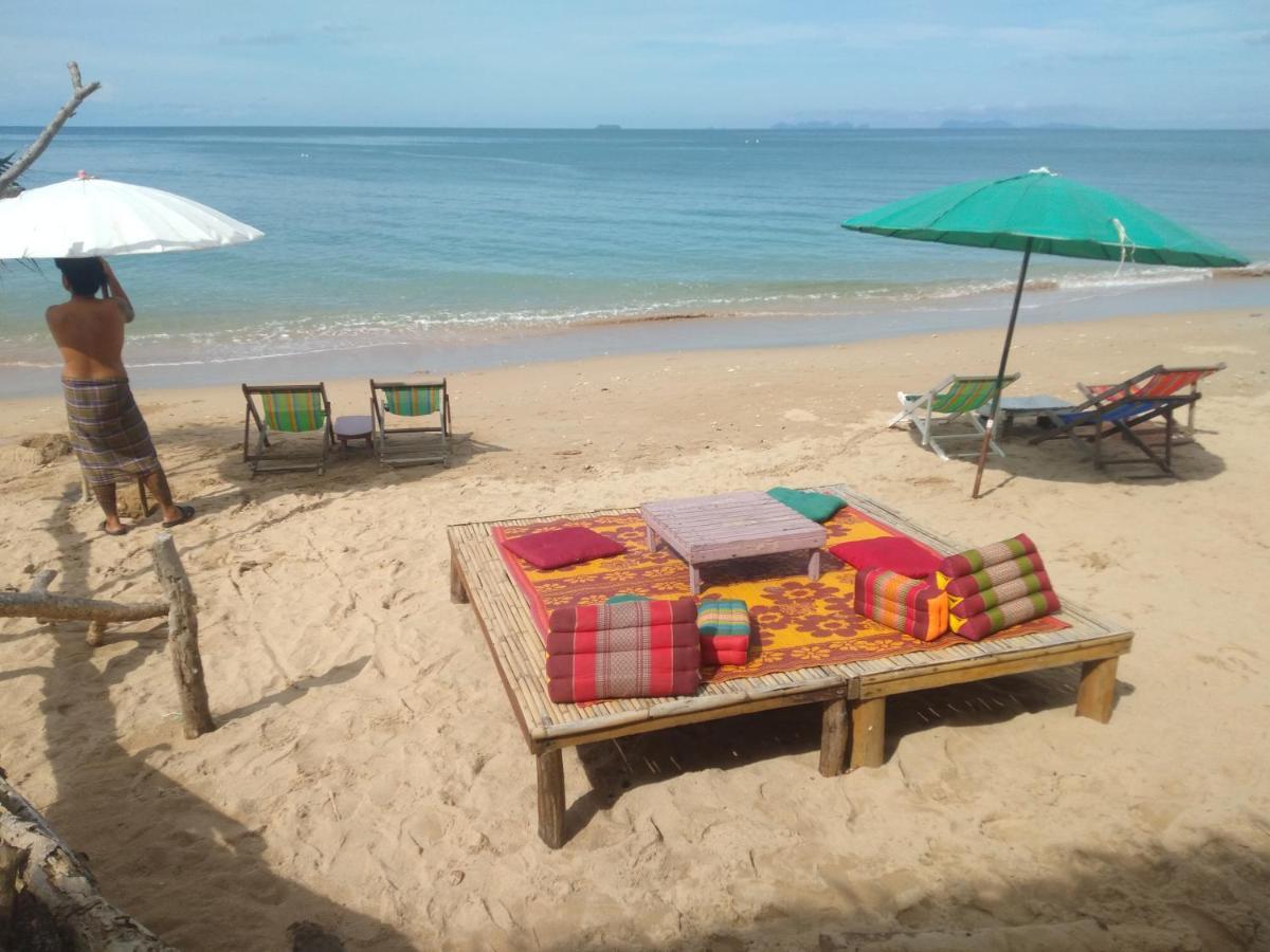 Holiday home Relax Beach House Restaurant *