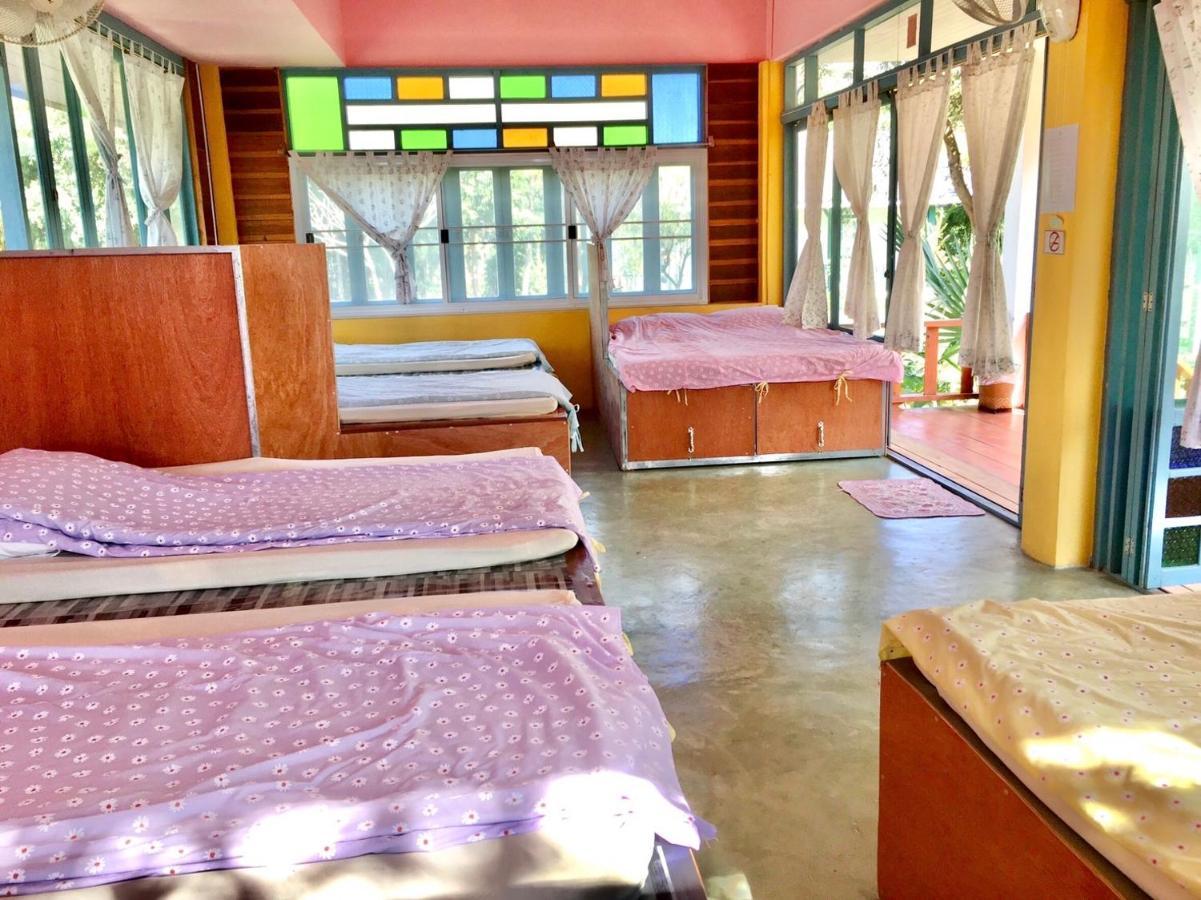 Flora Resort 3*