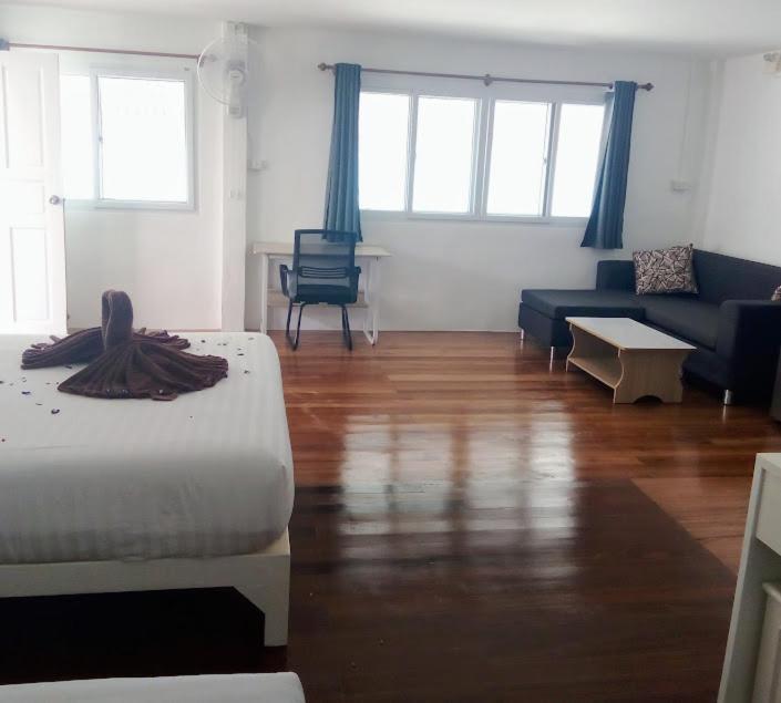 Thong Nai Pan * Thong Nai Pan Yai
