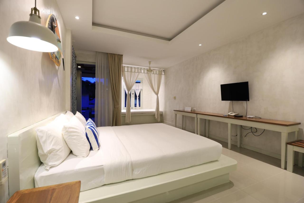 The Oia 5* Pai