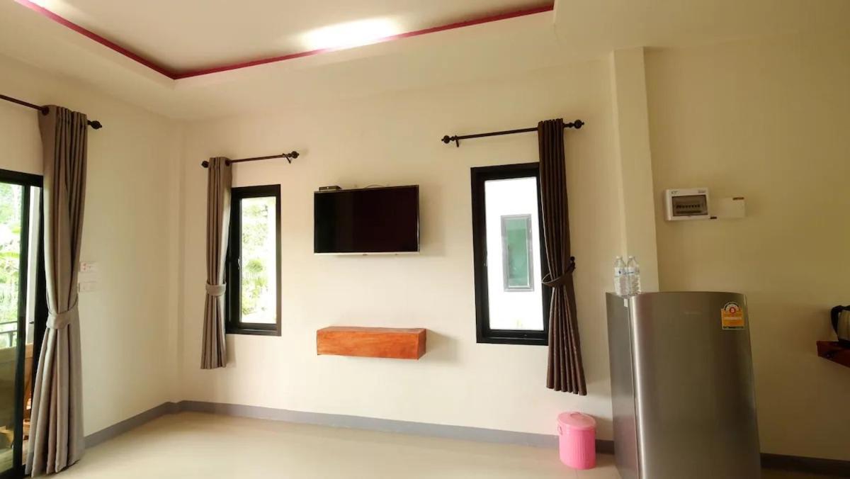 Baan Reenaa Lanta Resort Koh Lanta