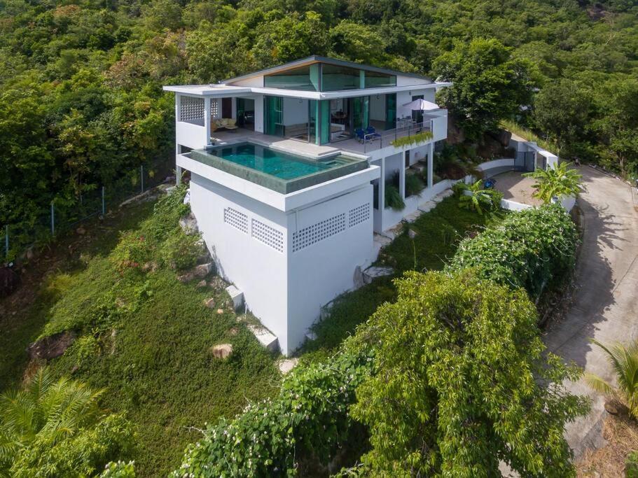 Stunning Seaview Pool Villa