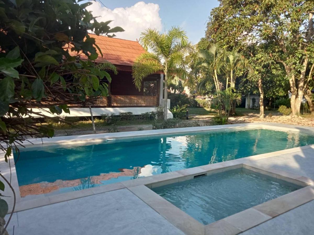 Tamarind Mae Nam