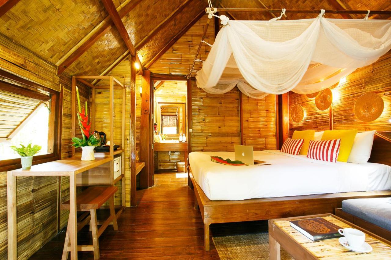 Village Boutique Pai