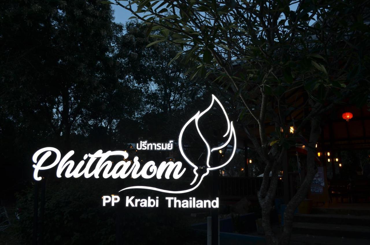 Resort Phitharom Pp Phi Phi Don