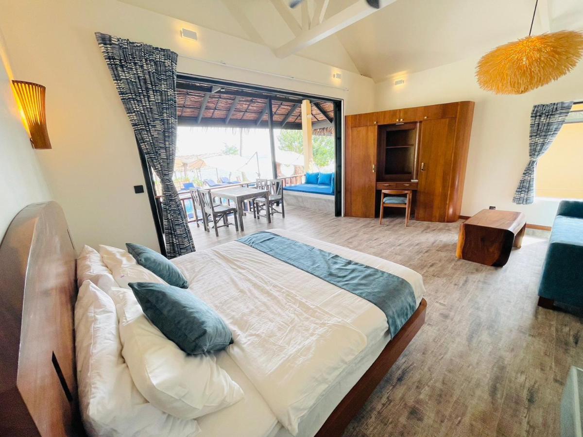 Hotel Absolute Beachfront 5*