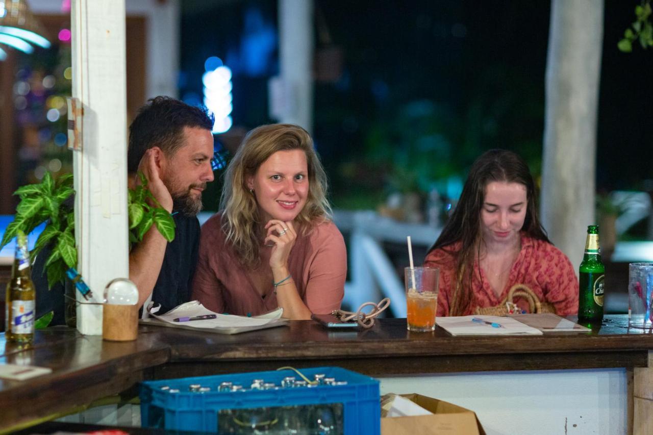 Tiki Beach Koh Phangan Beach Restaurant Bar And Coworking (Adults Only) Baan Tai