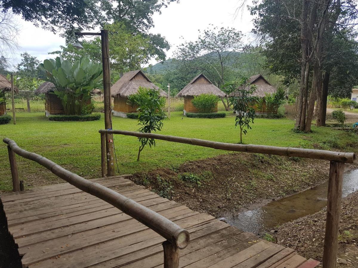 Baan Riverside Resort
