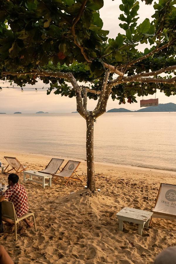Indie Resort *