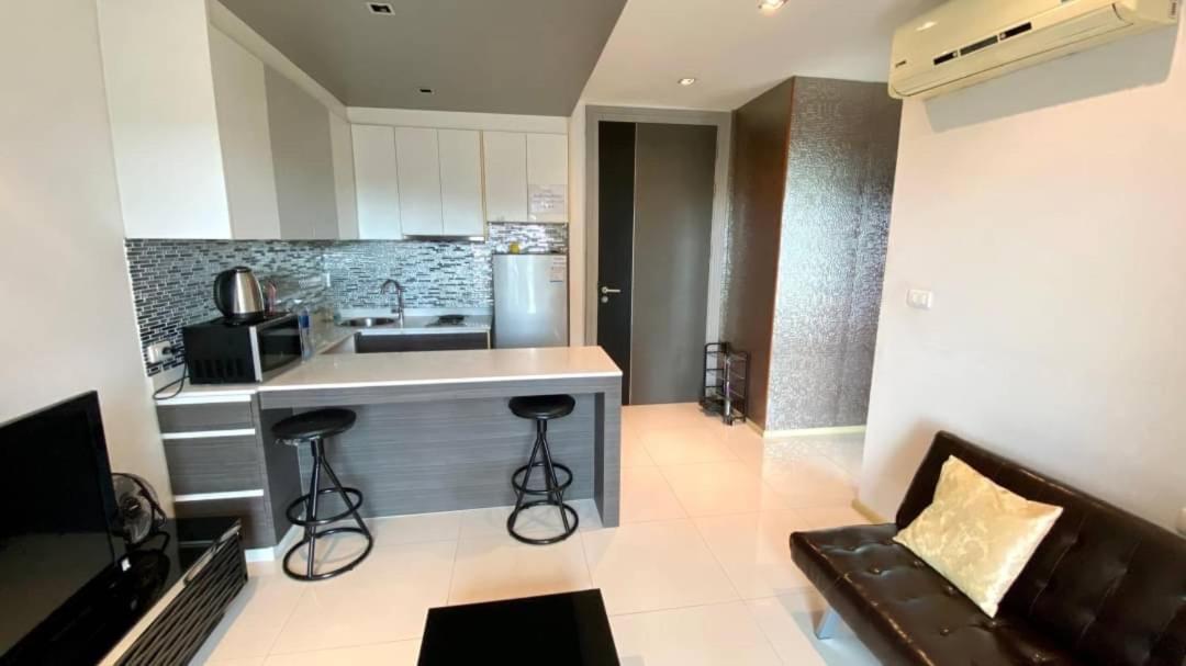 Apartment Gallery D