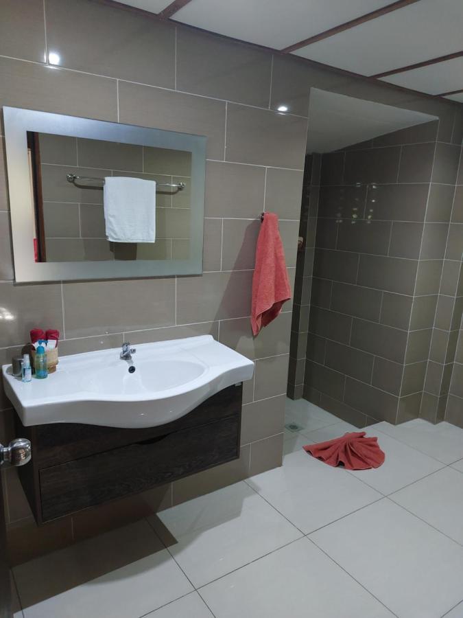 Resort Red Moon Hideaway 4*