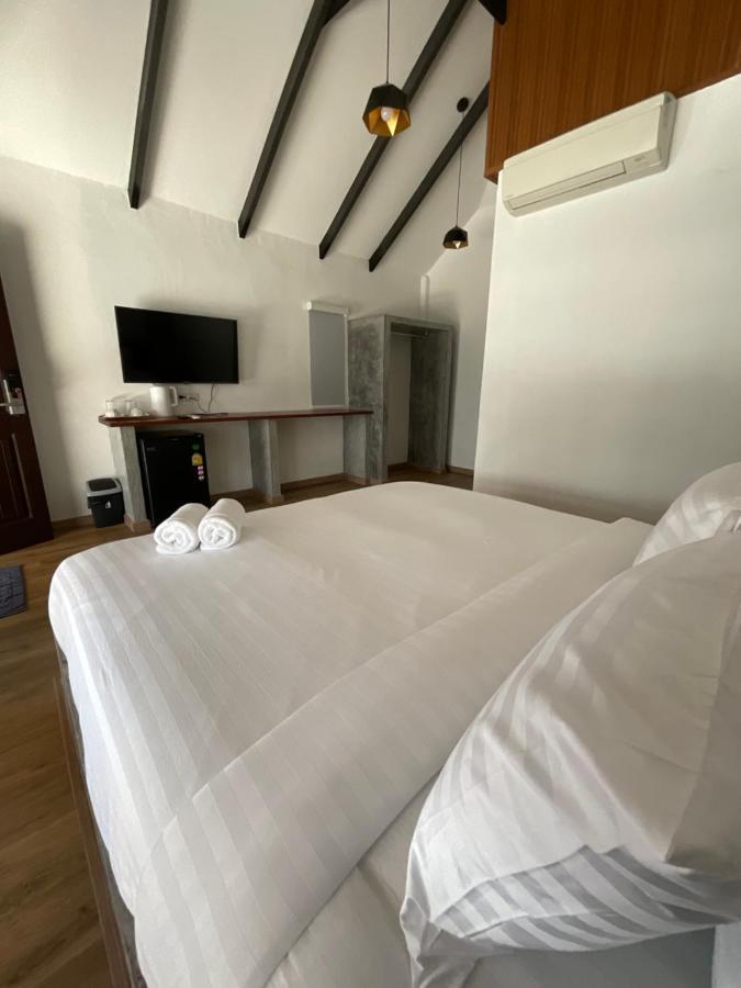 Hotel Island