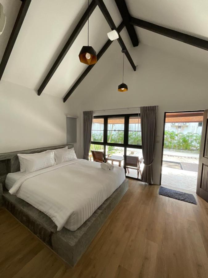 Island Hotel Koh Tao