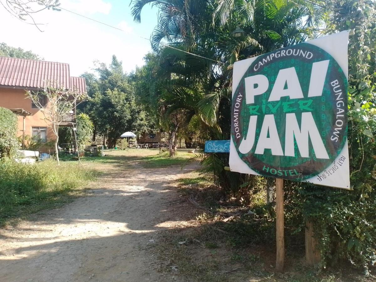 River Jam & Hostel