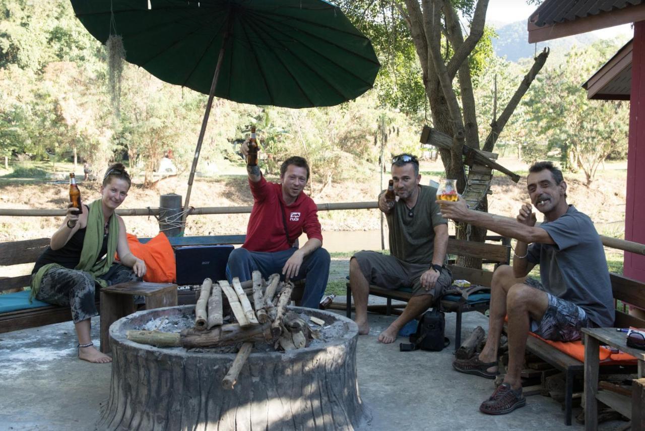 River Jam & Hostel Pai