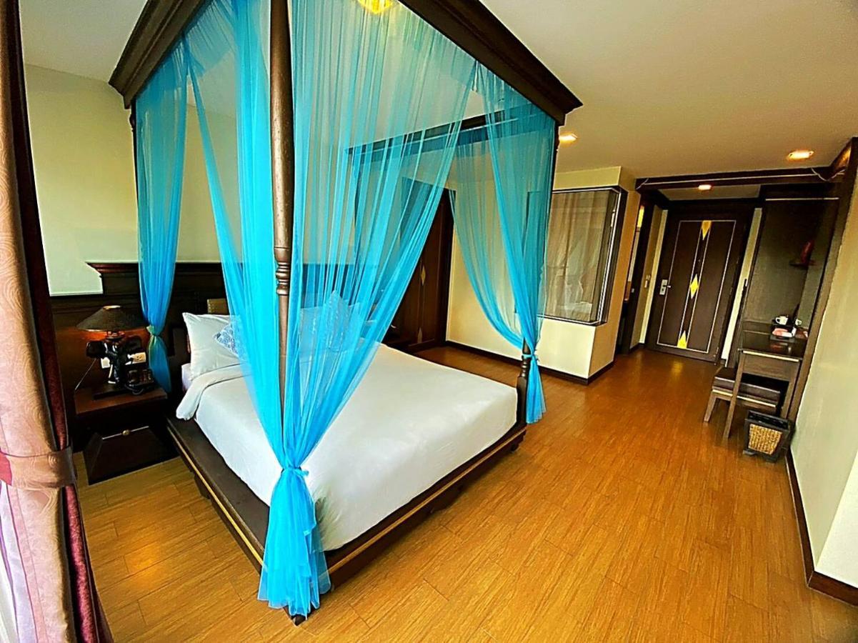 Royal Heritage Pavilion, 4*