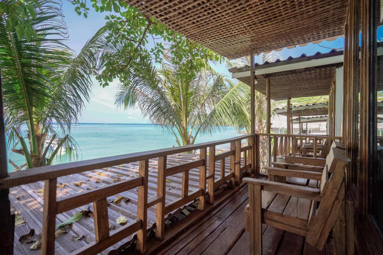Cozy Seafront Hotel 2*