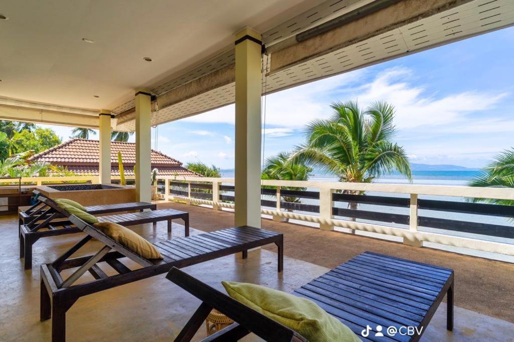 Villa Charu Bay