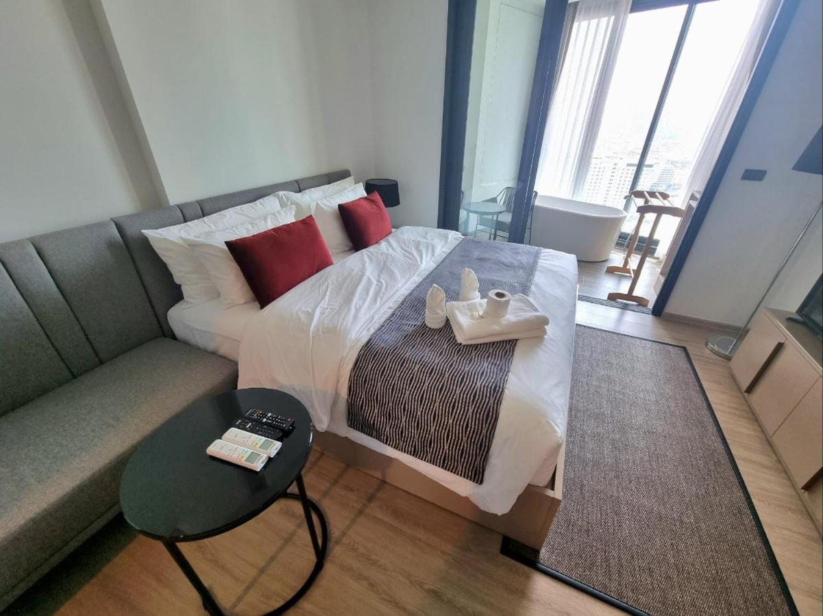 Apartamento Edge Near Walking Street Pattaya