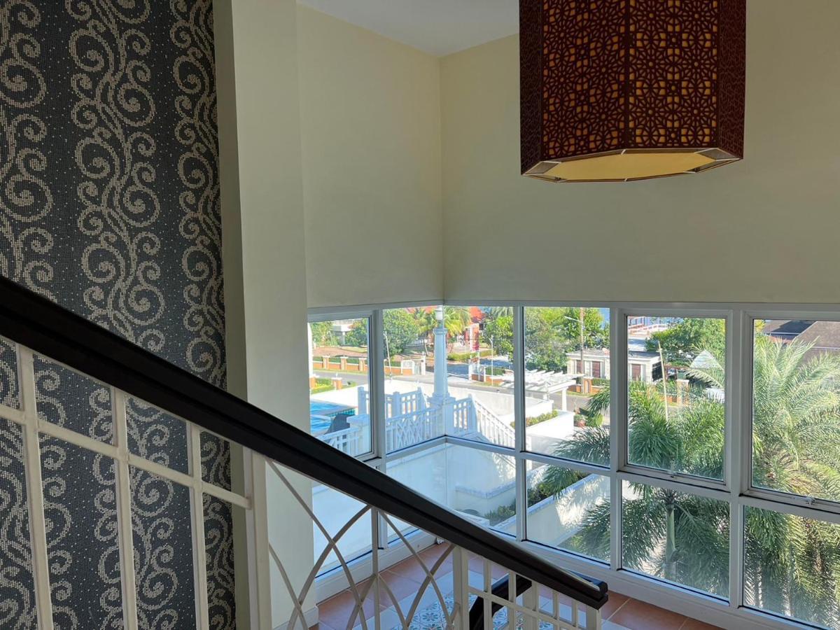 Front Bay 4*