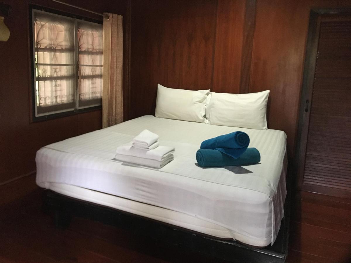 Bangpo Village Resort Ban Bang Po