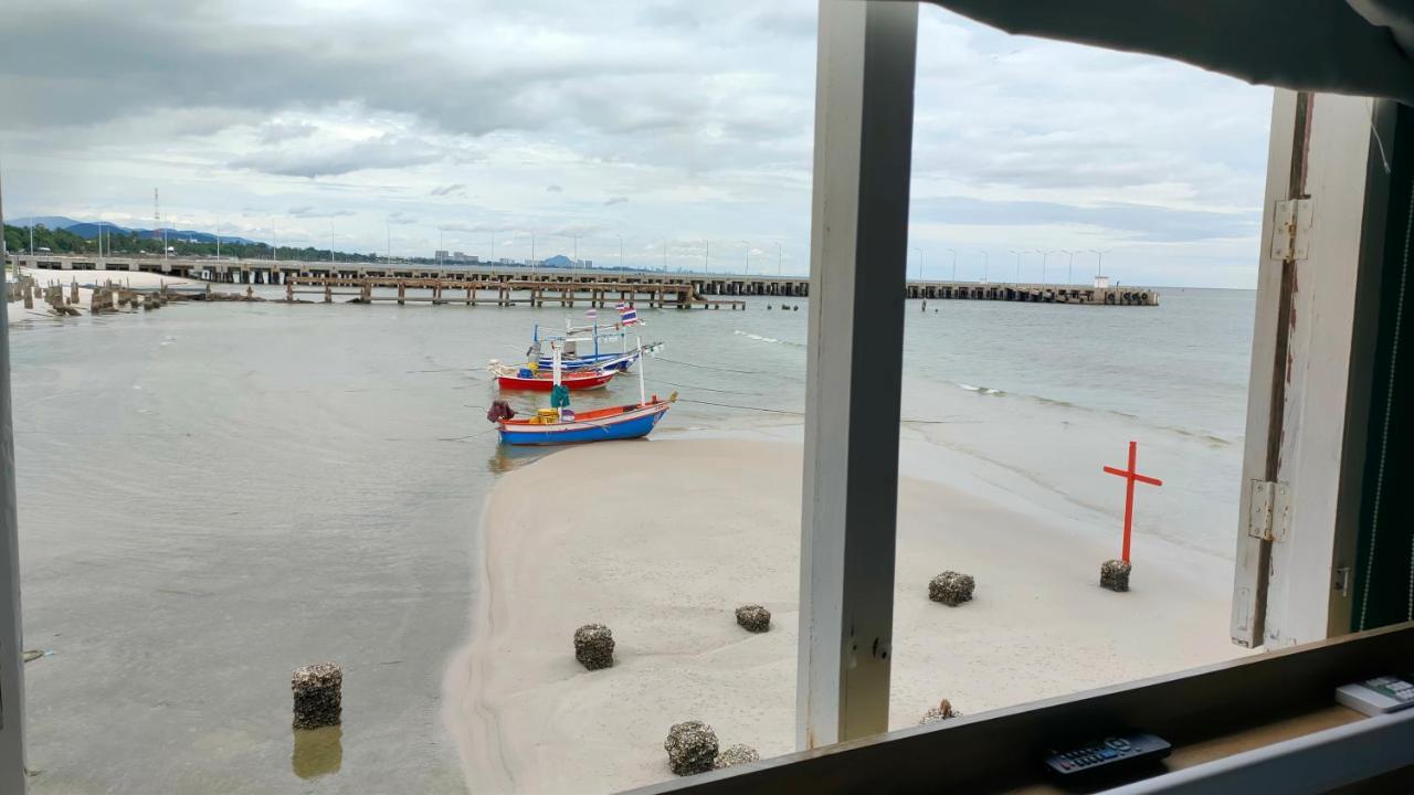 Karoon Hut Guest house