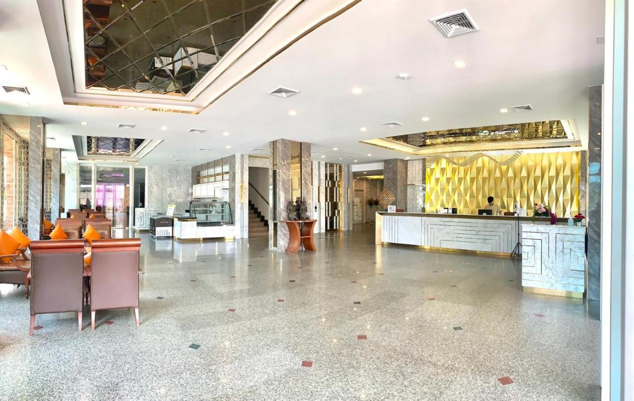 Hotel Crystal Palace Luxury 5*