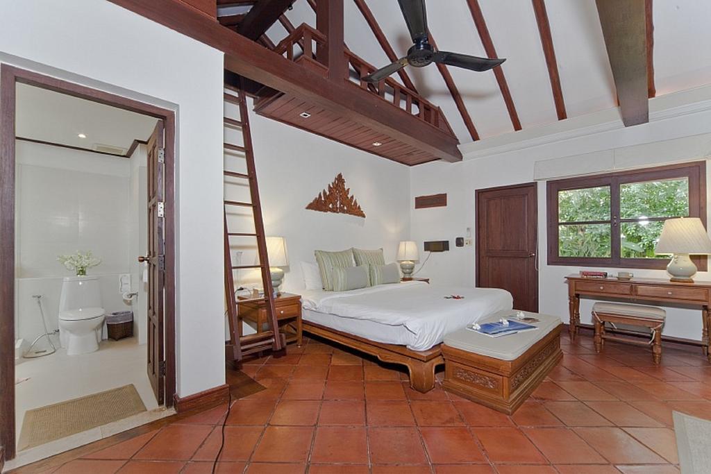 Beachfront Villa