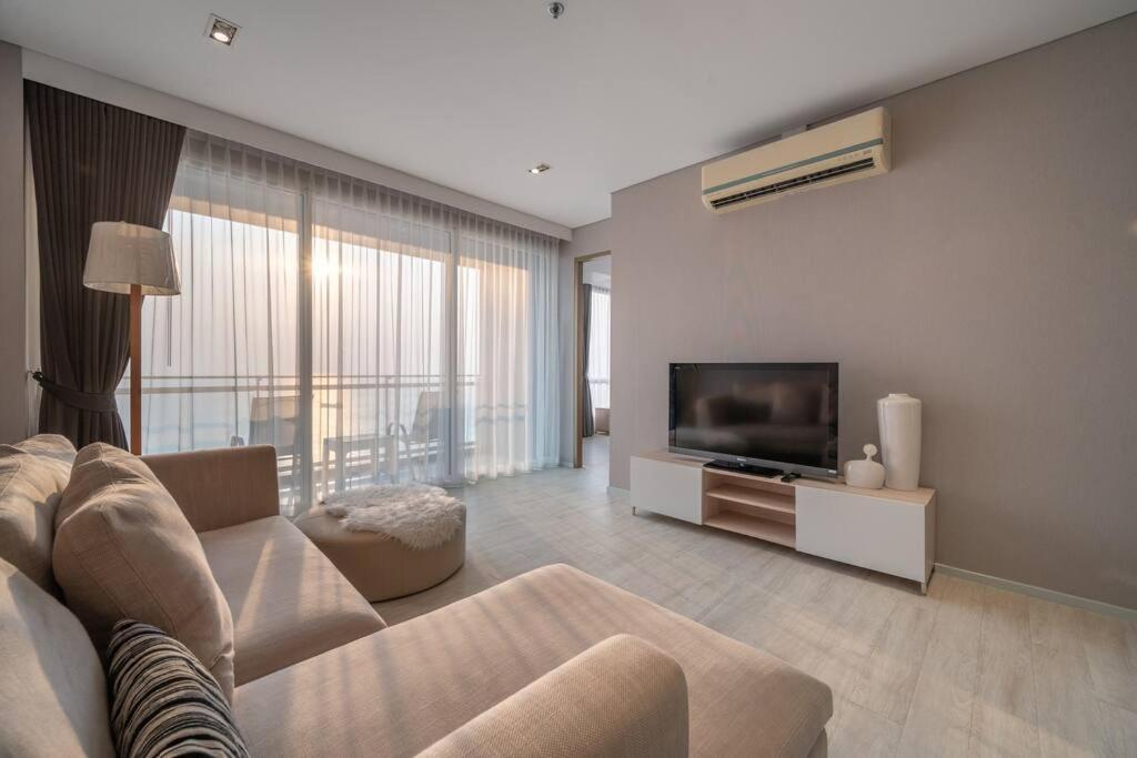 Veranda Pattaya/3br Seaview/32fl