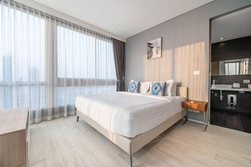 Veranda Pattaya/3br Seaview/32fl