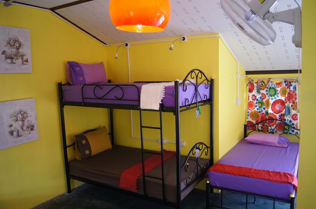 Guest house Dorm Des Fleurs Hostel