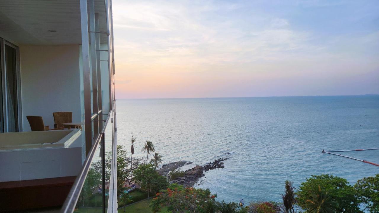 Premium Oceanview Apartment