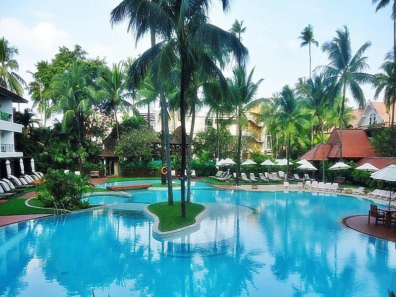 Patong Beach Hotel Hotel 4*