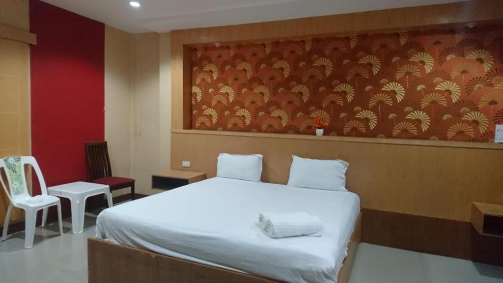New Pind Balluchi Hotel