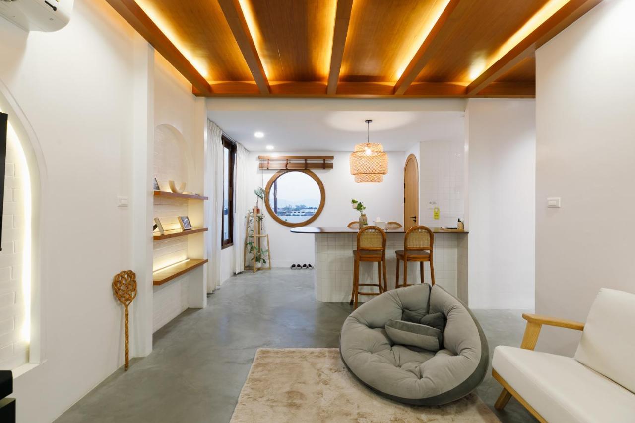 Grow -stay And Space, Self Check-in