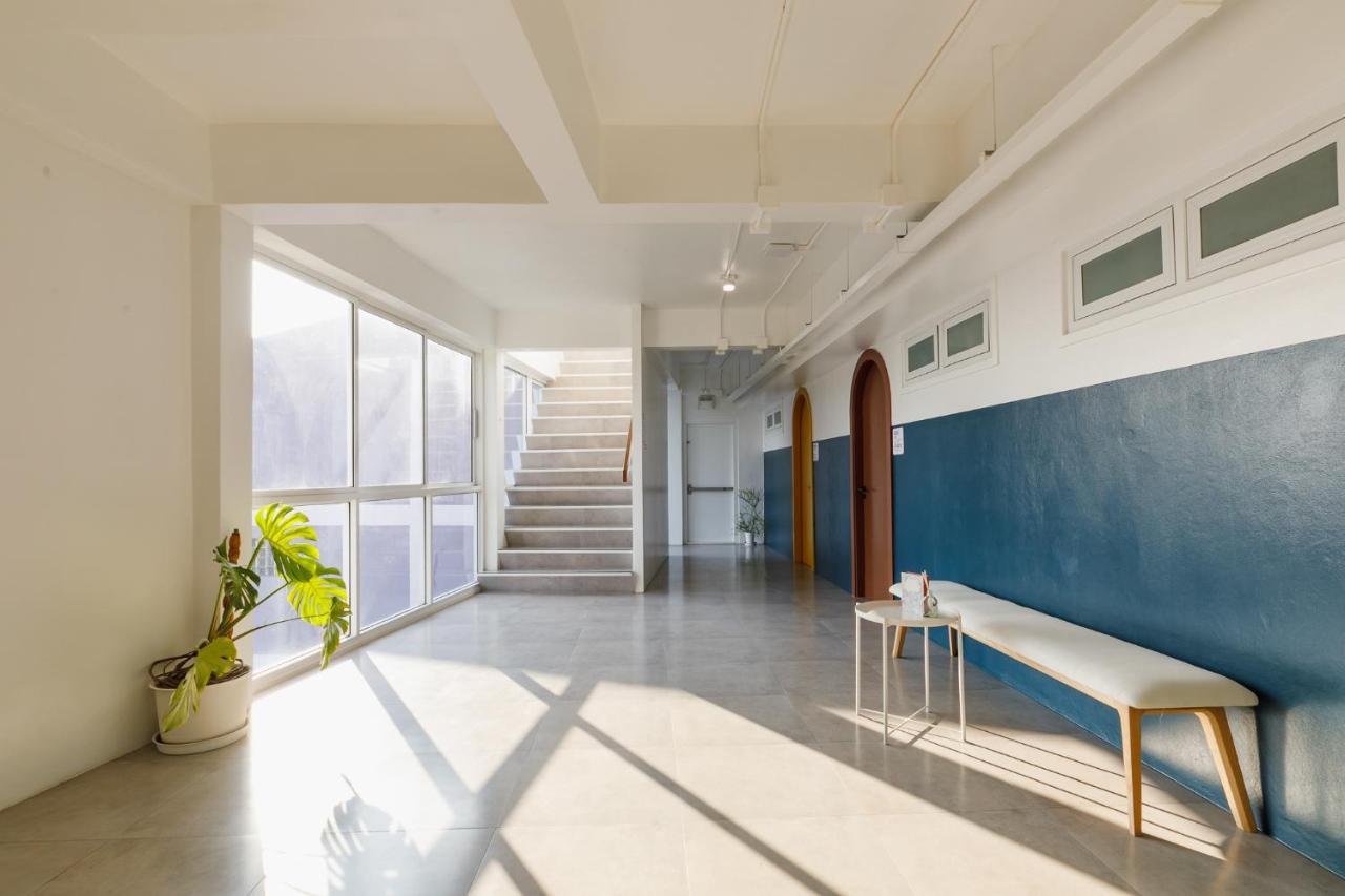 Grow -stay And Space, Self Check-in