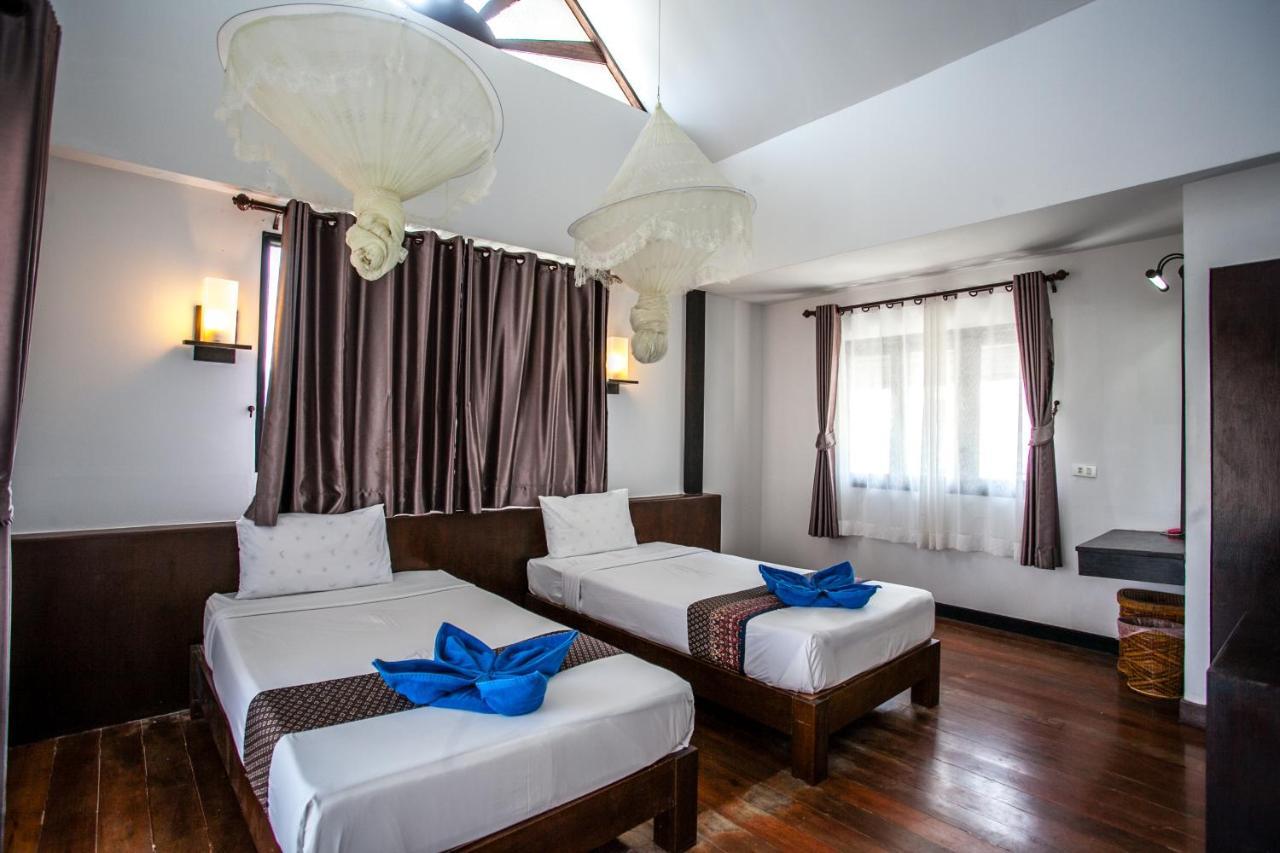 Resort Phitharom Pp Phi Phi Don